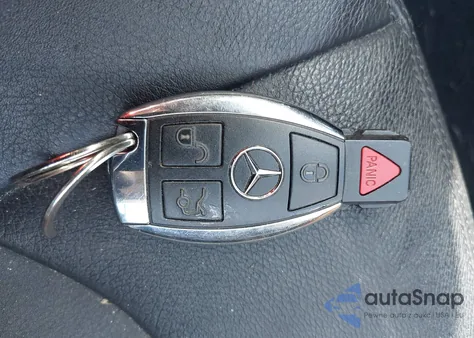 2007 Mercedes-Benz Clk 550 from USA, damaged, VIN WDBTJ72H07F209878